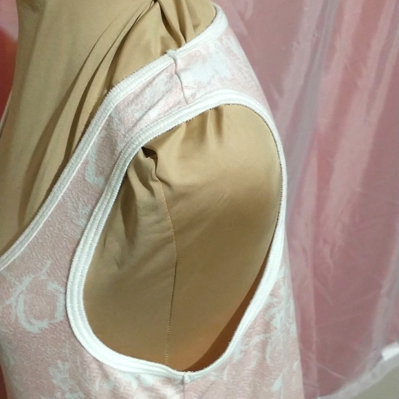 Top - Picture 3 of 5